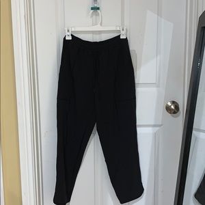 Lulu Lemon Final Play Crop